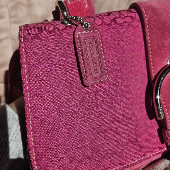Coach Soho Signature Buckle Bag - Picture 14 of 14